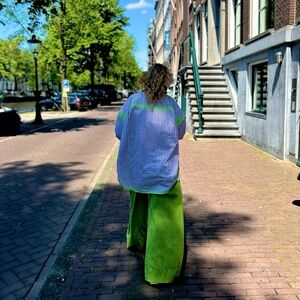 Meet your Posher, Madeline